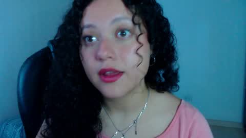 Snapshot of freud_x_louise1 chatting on April 1, 2026, 12:06 pm Louise online show from April 1, 2026, 12:06 pm