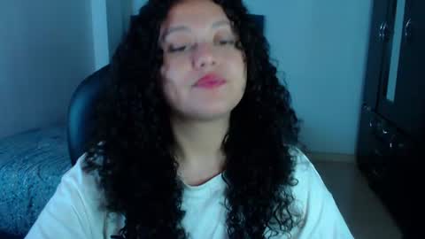 Louise  online show from June 26, 2026, 12:09 pm