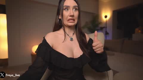 Snapshot of freya_ chatting on March 1, 2025, 7:48 pm Freya online show from March 1, 2025, 7:48 pm