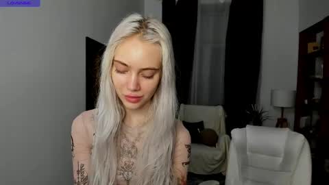 Freya online show from May 3, 2026, 7:42 pm