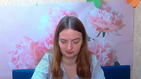 Snapshot of freyadak chatting on September 14, 2025, 5:06 am FreyaDak online show from September 14, 2025, 5:06 am