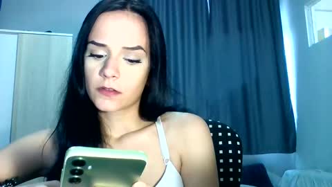 Snapshot of freyagoddess109616 chatting on December 8, 2024, 1:03 pm Freya online show from December 8, 2024, 1:03 pm