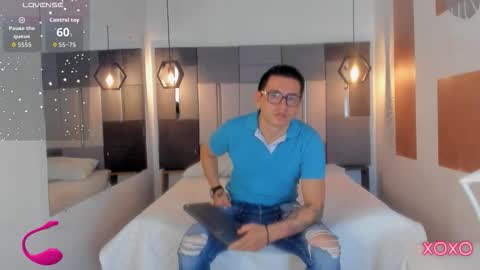 Snapshot of freyalane chatting on November 7, 2025, 9:26 pm ALIS AND ALEX online show from November 7, 2025, 9:26 pm