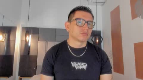 Snapshot of freyalane chatting on November 19, 2025, 1:00 pm ALIS AND ALEX online show from November 19, 2025, 1:00 pm