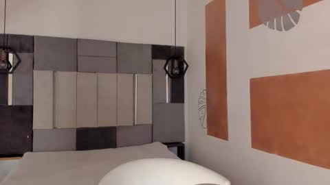 Snapshot of freyalane chatting on November 30, 2025, 3:21 am ALIS AND ALEX online show from November 30, 2025, 3:21 am