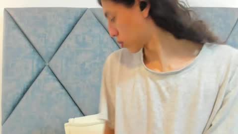 Snapshot of freyamoller_ chatting on August 6, 2026, 7:27 pm FreyaMoller online show from August 6, 2026, 7:27 pm