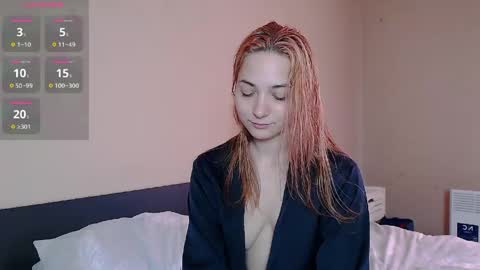 Snapshot of freyaoliver chatting on June 5, 2026, 2:23 pm FreyaOliver online show from June 5, 2026, 2:23 pm