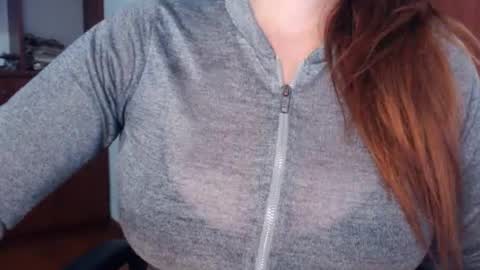 Snapshot of freyjashine_x chatting on July 6, 2026, 11:07 pm FREYJA LOREN online show from July 6, 2026, 11:07 pm