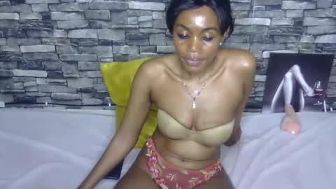 Snapshot of frianebony chatting on October 29, 2025, 3:31 am Frian online show from October 29, 2025, 3:31 am