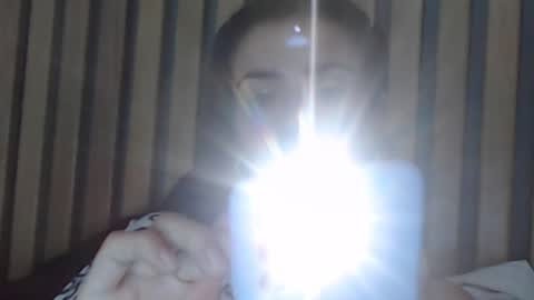 Snapshot of frida__x chatting on December 27, 2024, 8:07 pm Frida online show from December 27, 2024, 8:07 pm