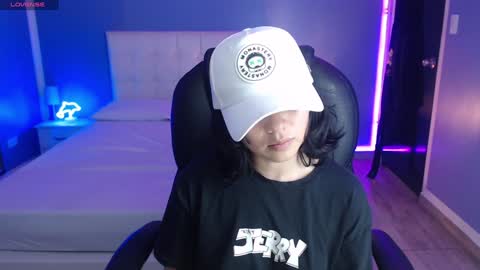 frida_lassi_ online show from January 17, 2025, 2:29 am