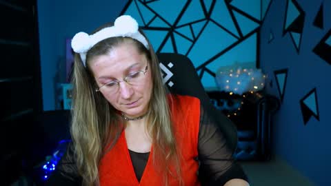 Snapshot of fridatander chatting on December 26, 2024, 12:16 pm Frida Tander online show from December 26, 2024, 12:16 pm