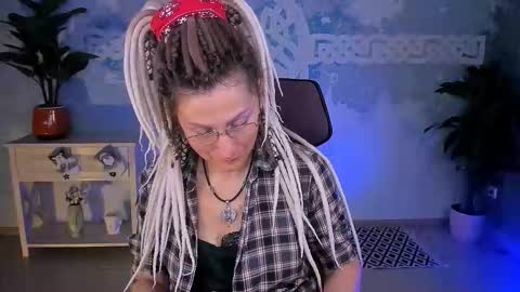 Frida Tander online show from January 10, 2026, 5:20 am