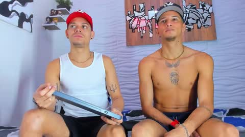 Adam y pitter online show from September 22, 2025, 2:52 pm