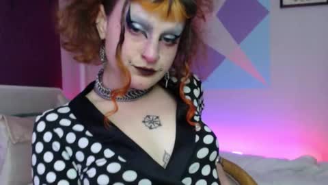 cherry online show from December 14, 2025, 3:45 am