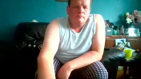 Snapshot of fritzboy290 chatting on July 9, 2026, 7:29 pm Tom online show from July 9, 2026, 7:29 pm