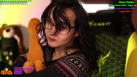   Jaywise Frogfoot  online show from December 6, 2024, 9:02 pm