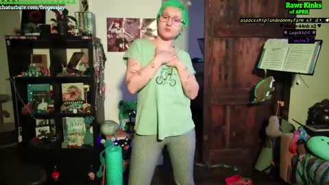   Jaywise Frogfoot  online show from April 22, 2026, 4:52 pm