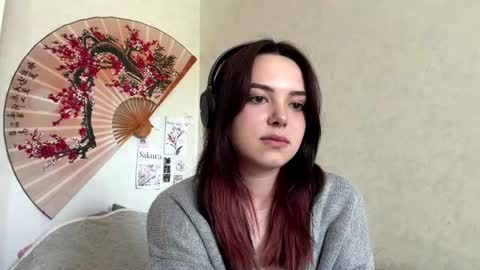 Snapshot of frosted_bloom chatting on June 30, 2026, 7:20 am Emily online show from June 30, 2026, 7:20 am
