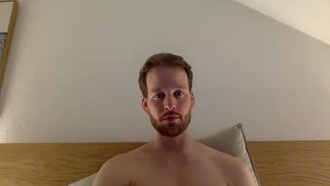 Snapshot of frozenyoga chatting on March 22, 2026, 9:51 pm frozenyoga online show from March 22, 2026, 9:51 pm