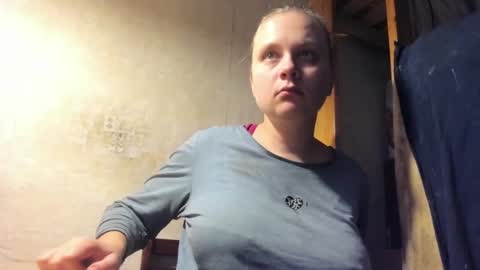 Snapshot of frumcake chatting on March 6, 2025, 12:19 pm FrumCake online show from March 6, 2025, 12:19 pm