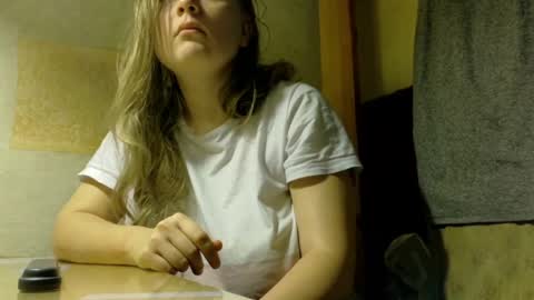 Snapshot of frumcake chatting on March 31, 2026, 1:40 am FrumCake online show from March 31, 2026, 1:40 am