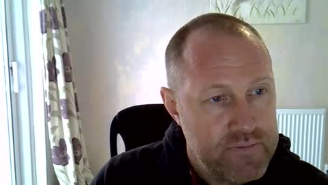 Snapshot of fuck_buddy_uk chatting on May 18, 2026, 12:44 pm Fuck Buddy UK online show from May 18, 2026, 12:44 pm
