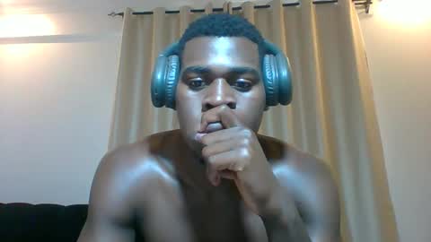 Snapshot of fuck_buoy chatting on March 25, 2026, 7:25 am Prince online show from March 25, 2026, 7:25 am
