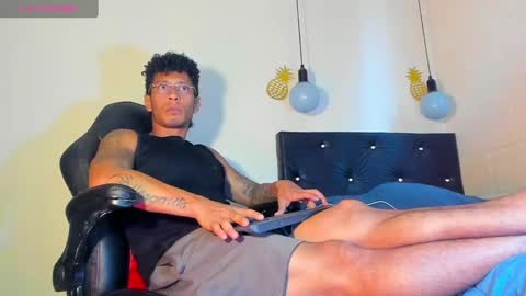 Ricardodominic 1   MODELO INDEPENDIENTE online show from January 6, 2025, 10:47 pm