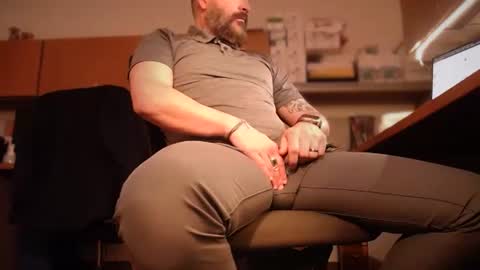 Snapshot of fuckadilf chatting on December 9, 2024, 4:47 pm fuckadilf online show from December 9, 2024, 4:47 pm