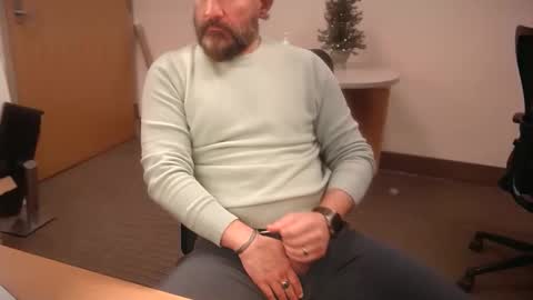 Snapshot of fuckadilf chatting on December 19, 2024, 4:57 pm fuckadilf online show from December 19, 2024, 4:57 pm