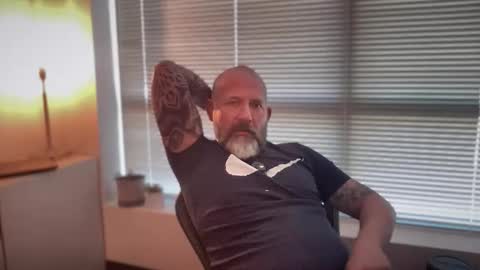 Snapshot of fuckadilf chatting on May 3, 2026, 2:56 pm fuckadilf online show from May 3, 2026, 2:56 pm