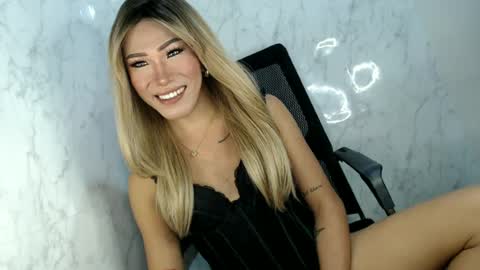 sweetyJENNY online show from June 18, 2026, 5:50 pm