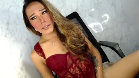 sweetyJENNY online show from July 15, 2026, 11:15 am