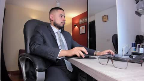 SERGIO THE SEX LAWYER online show from April 9, 2026, 6:19 am