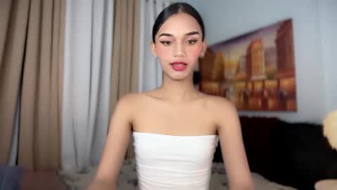 Laura Smith online show from April 26, 2026, 12:47 pm