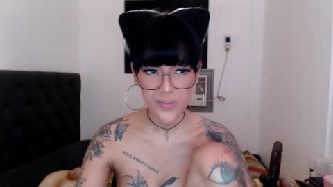 Princess Anna online show from December 23, 2025, 10:46 am