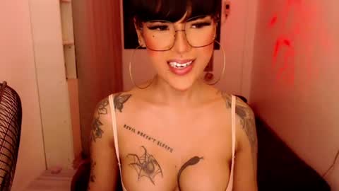 Snapshot of fuckingprincessanna chatting on June 14, 2026, 1:24 pm Princess Anna online show from June 14, 2026, 1:24 pm