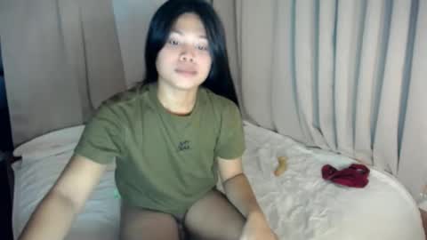 Bunny  online show from May 15, 2026, 4:52 am