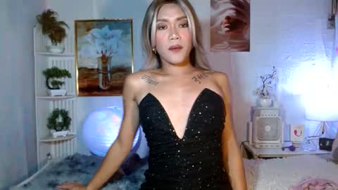 fuckme811826 online show from May 3, 2026, 11:49 am