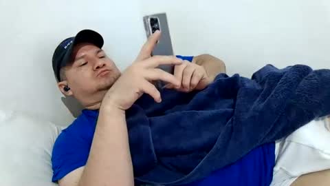 Snapshot of fuckynations chatting on June 20, 2026, 11:18 pm Fuckdirtymen online show from June 20, 2026, 11:18 pm