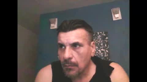 fuego1ento22 online show from June 7, 2026, 10:35 pm
