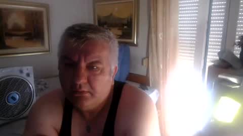 fukingcrazy online show from July 3, 2026, 9:48 am