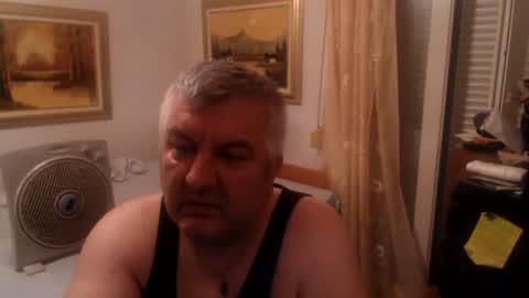 fukingcrazy online show from July 4, 2026, 6:36 pm