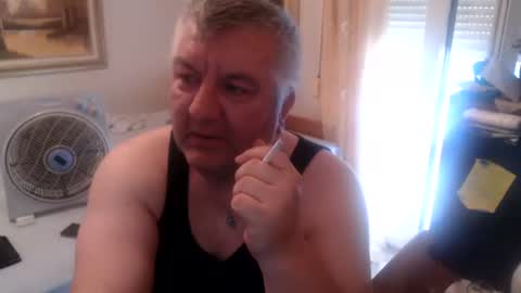 fukingcrazy online show from July 5, 2026, 6:53 am