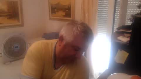 fukingcrazy online show from July 15, 2026, 7:46 am