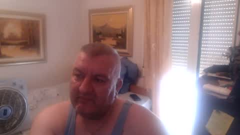 fukingcrazy online show from July 24, 2026, 11:19 am