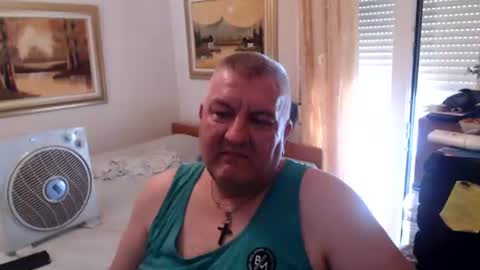 fukingcrazy online show from July 30, 2026, 8:13 am