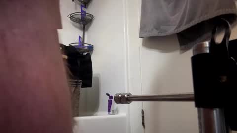 fukmyass247 online show from December 6, 2024, 11:11 am