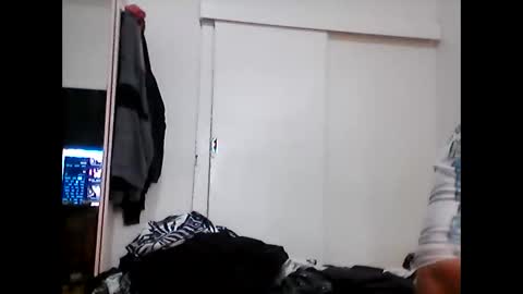 Snapshot of full4cefull chatting on March 1, 2025, 3:43 am Pizzaz online show from March 1, 2025, 3:43 am